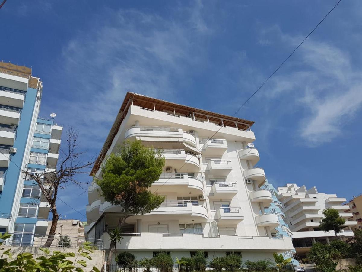 Majki Beach Apartments Саранда Экстерьер фото
