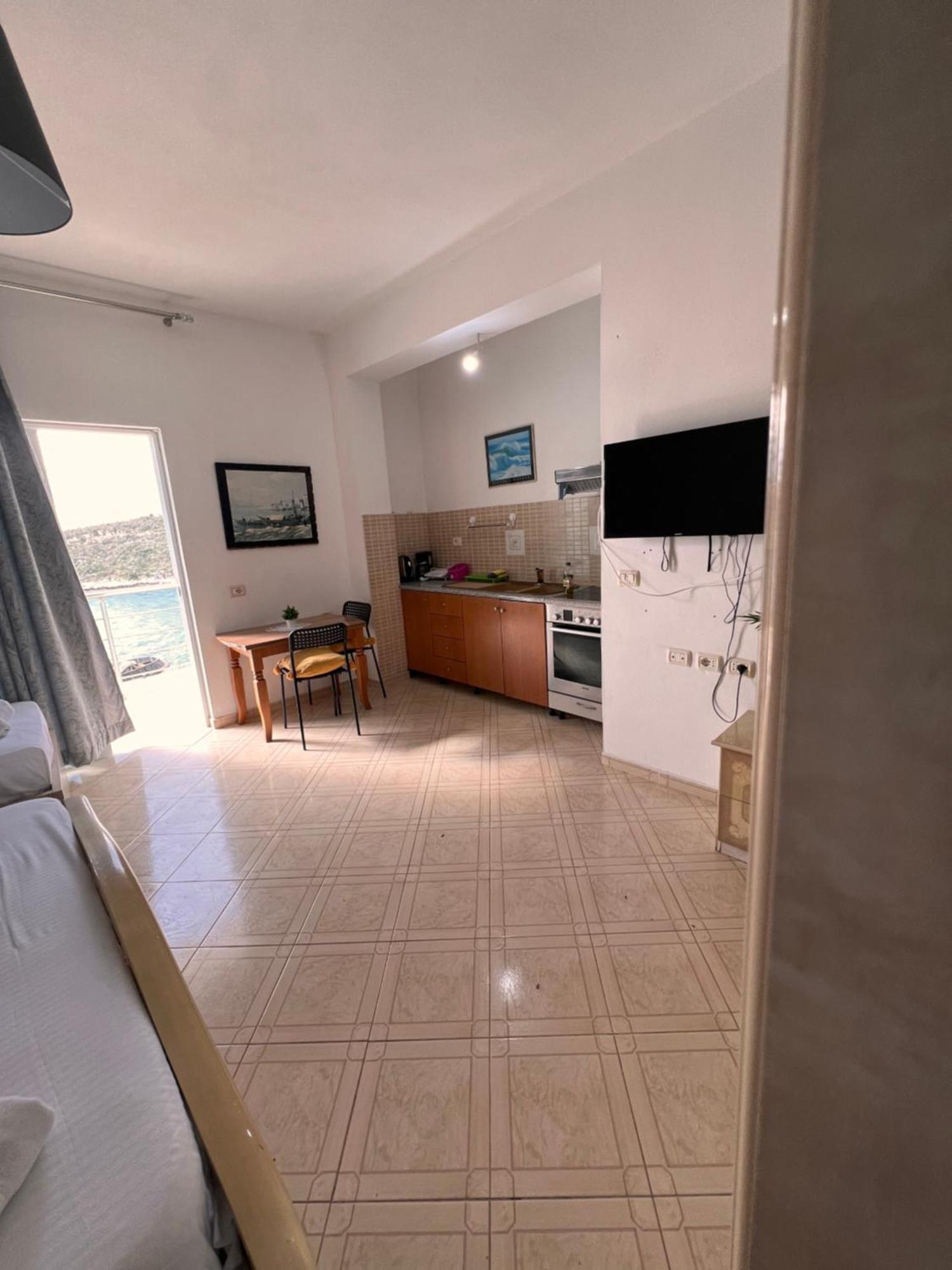 Majki Beach Apartments Саранда Экстерьер фото