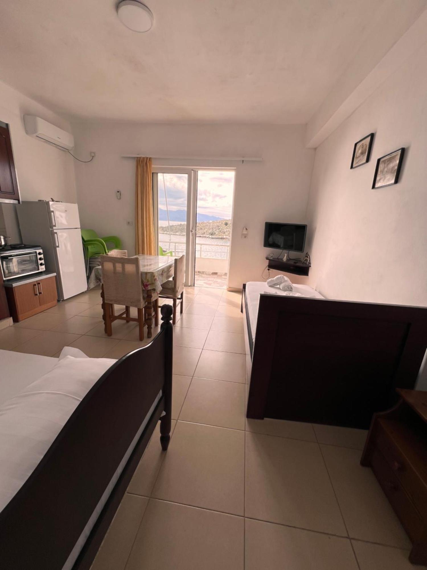 Majki Beach Apartments Саранда Экстерьер фото