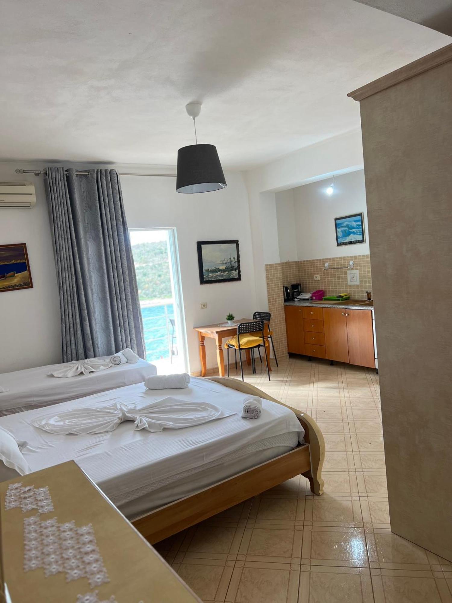 Majki Beach Apartments Саранда Экстерьер фото